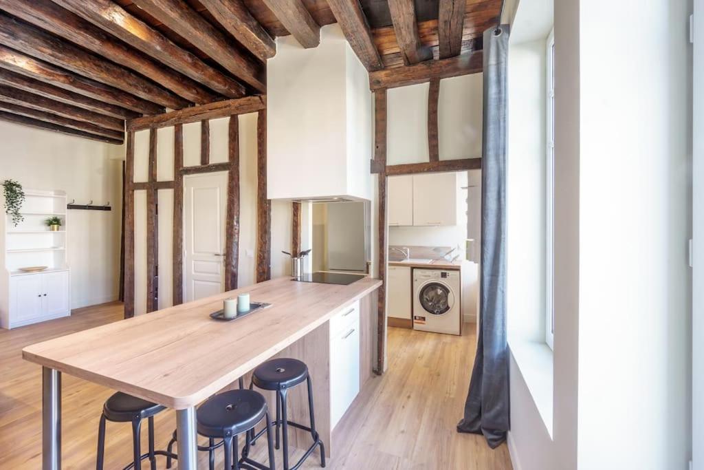 ChâteaurouxOasis Du Confortアパートメント エクステリア 写真